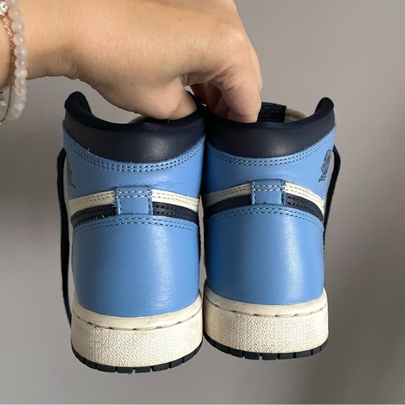Jordan 1 Retro High Sail/Obsidian/University Blue - 6Y/7.5US - Picture 9 of 12